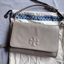 Tory Burch Purse/ Wallet