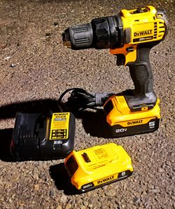 Dewalt 20V (DCD780) Drill & Kit
