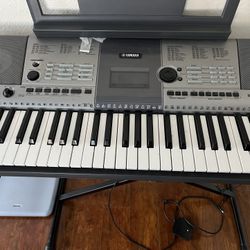  Yamaha Keyboard