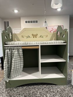 Baby doll crib