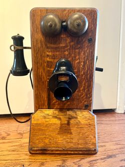 Antique Western Electric 323BW Oak Wall Telephone