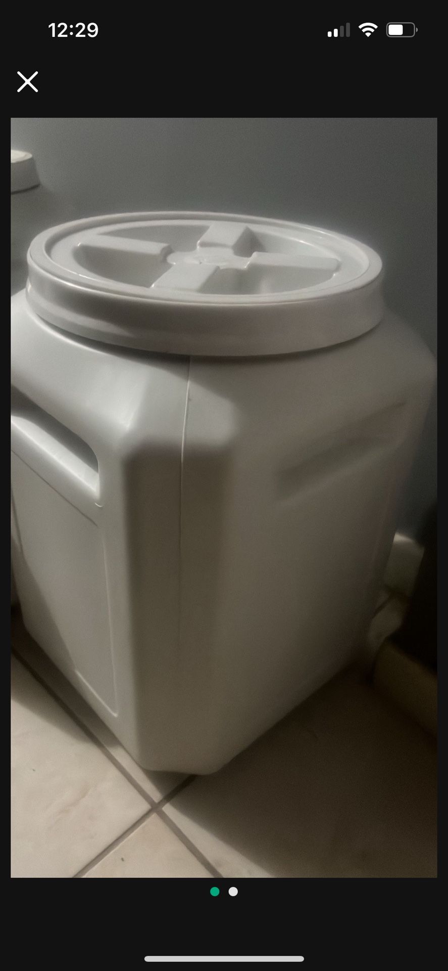 Dog Food Container.. Recipiente De Perro