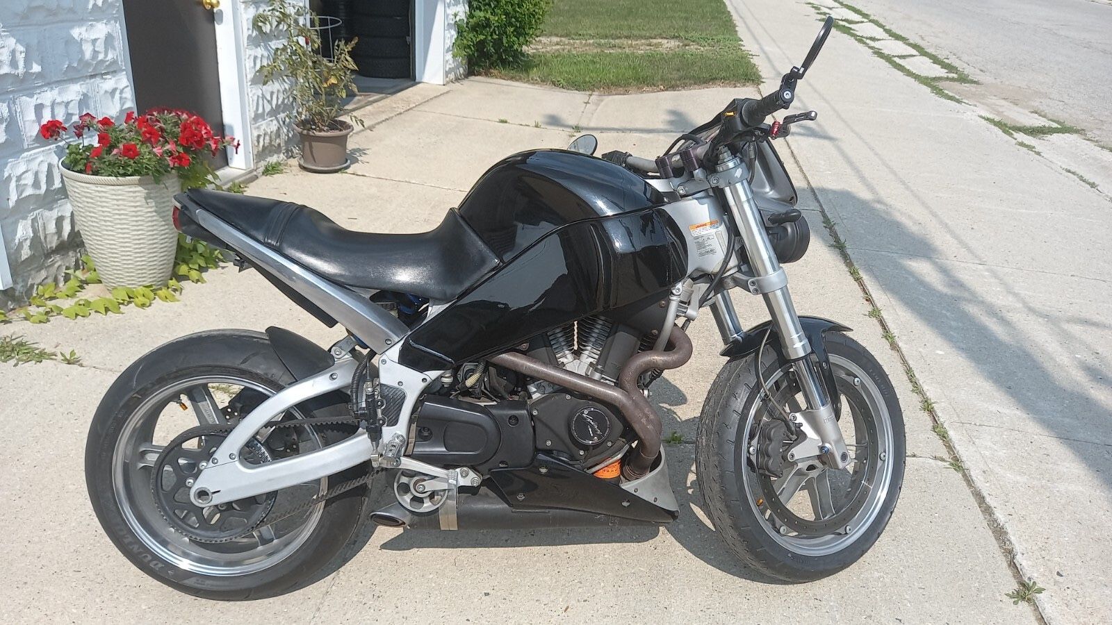 2003 Buell Lighting, XB9S, 984CC, 19600km, Needs nothing to certify