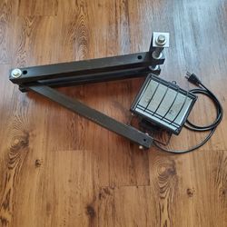 Heavy Duty Metal Mounting Bracket w/ Working Flood Light – Tested