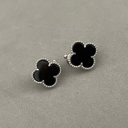 VCA Black Onyx Stud Earrings 