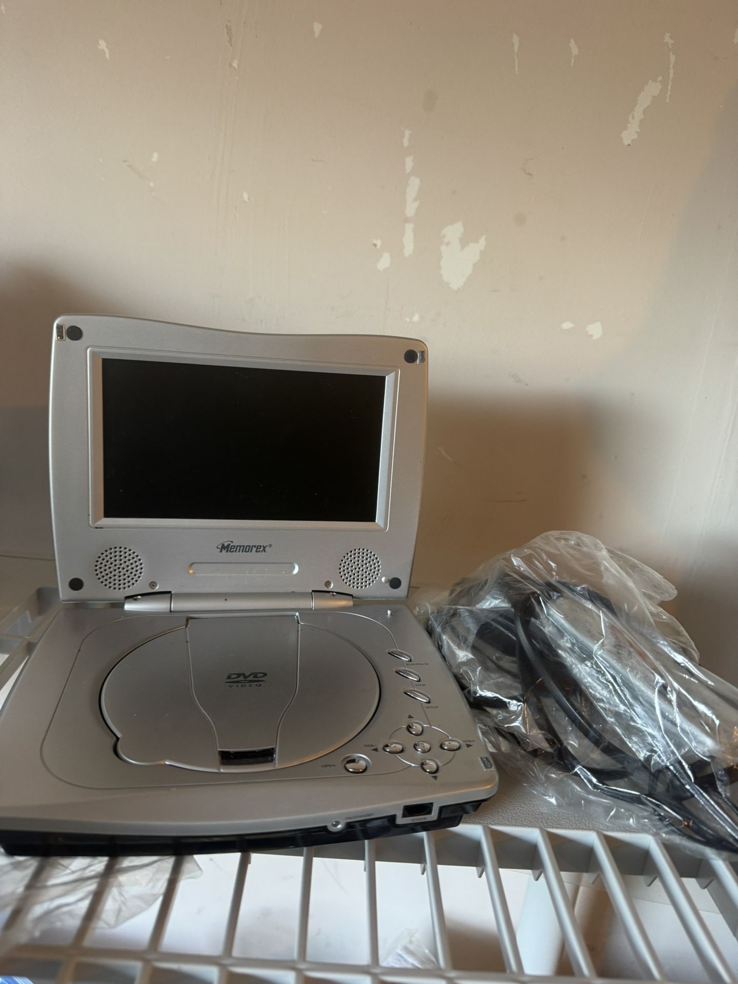 Memorex Portable DVD Player