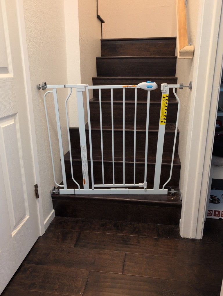 Regalo Baby Gate