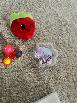 Fidget, glitter and squishy