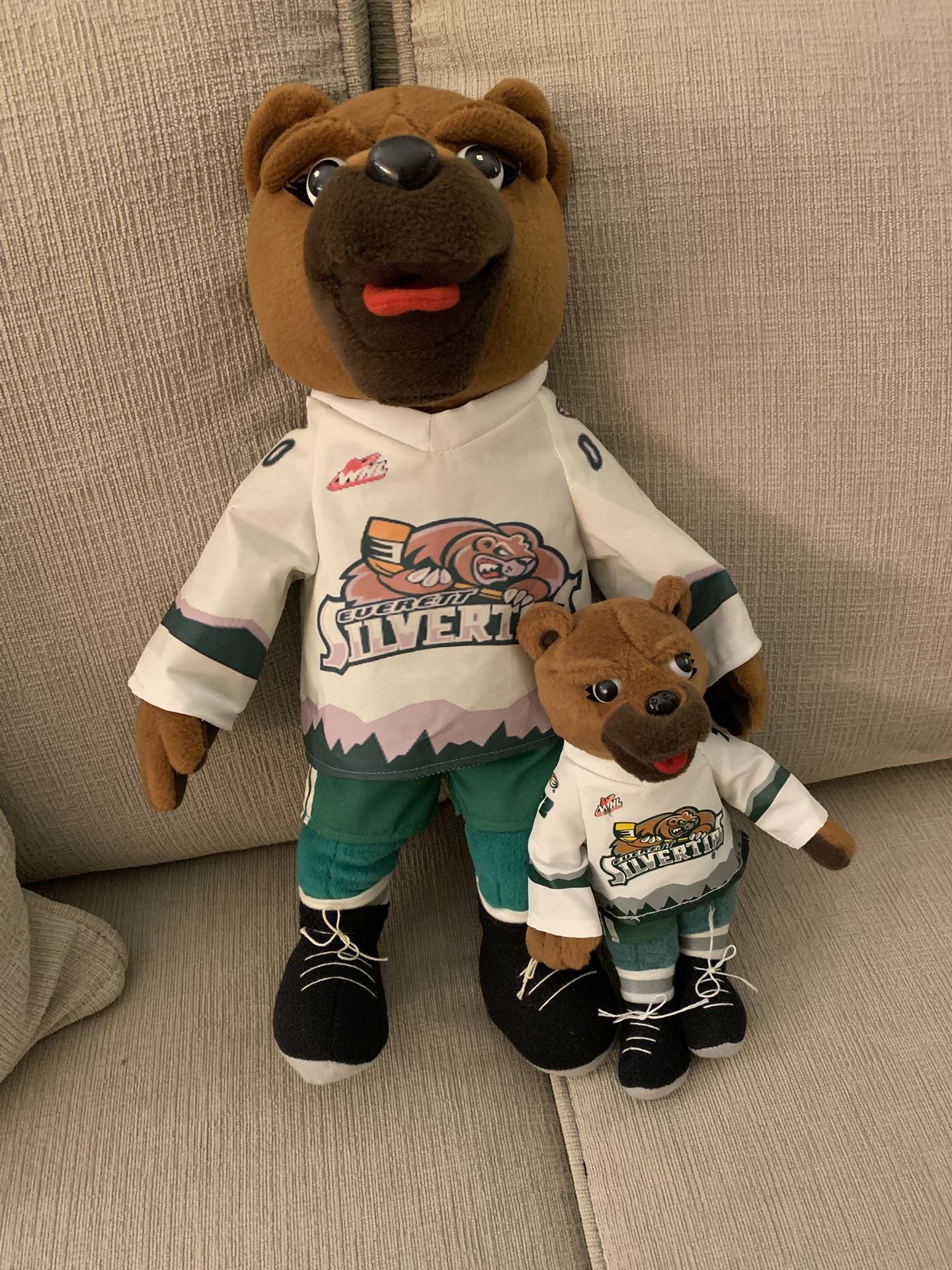 Silvertips Mascot Lincoln Set