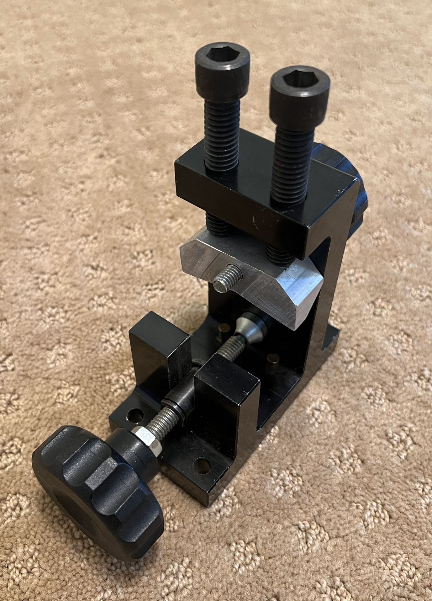 Golfsmith Loft Lie Bending Machine