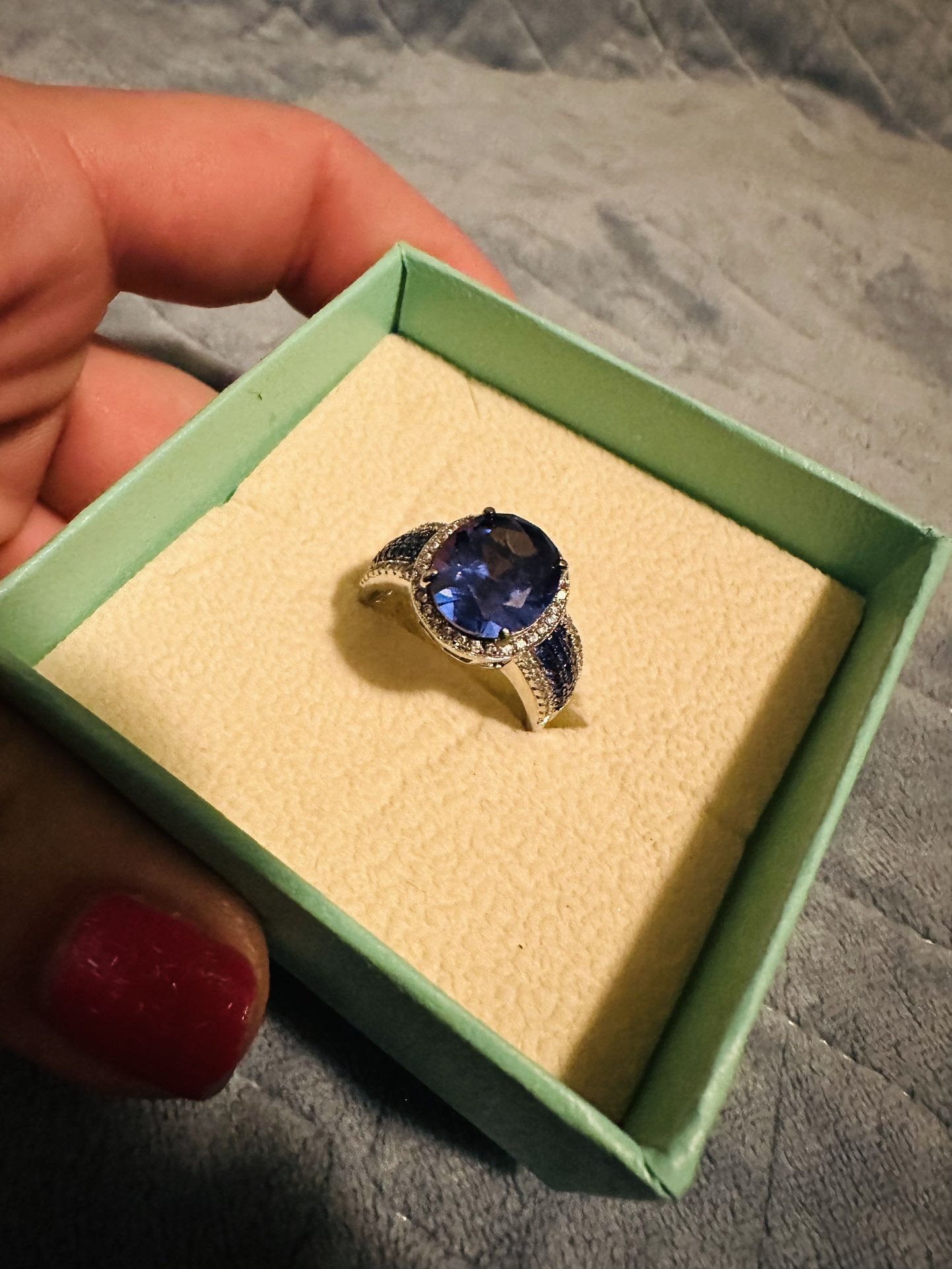 Women’sTanzenite Ring Size 9.5