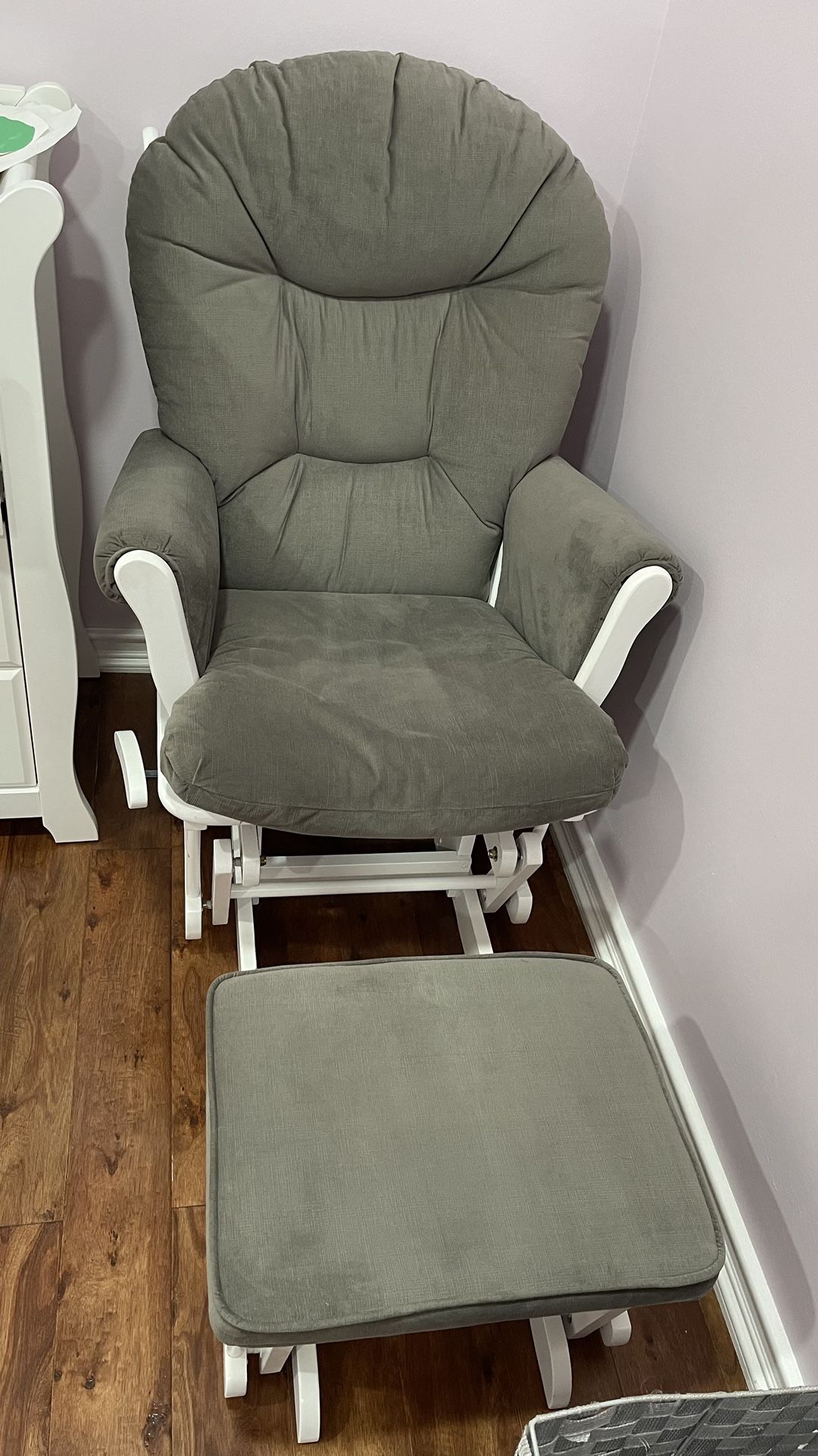 Baby Rocking Chair With Foot Support