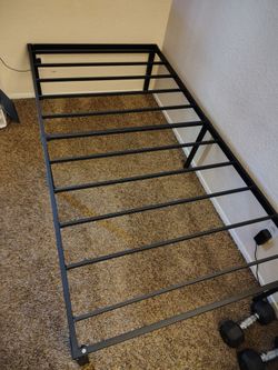 Twin metal bedframe