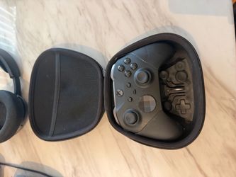 Xbox controllers and steel series headset