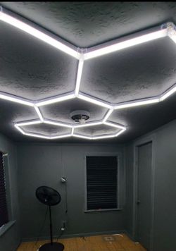HEXAGON GARAGE*GYM*MECHANICAL* LIGHTING *LED*LIGHTS [ARE] ULTRA BRIGHT 😎!!!!!!!& TREAD MILL!!!!