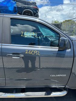 2016 2022 Chevrolet Colorado RIGHT FRONT Passenger Side Door Puerta Delantera Derecha Colorado Canyon 16-22