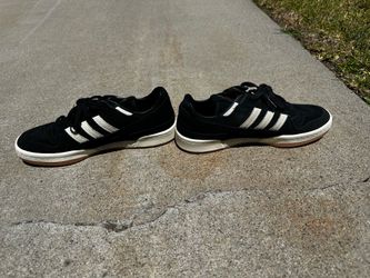 Adidas forum low US 11
