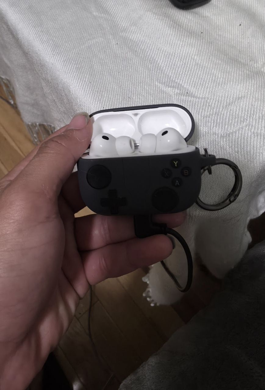 NEW AIRPODS PRO 3