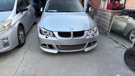 BMW 330i 2006 silver