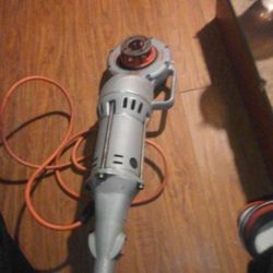 RIDGID 700 PIPE THREADER