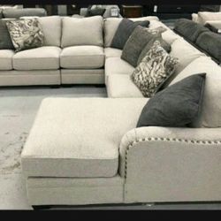 Chalky Beige Colored  Big Size Modular Fabric Classic Sectional With Chaise👑 Couch/ Living Room👑 $39 Down Payment 💲