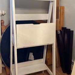 Bookshelves 