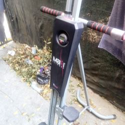 Maxi Climber Machine 