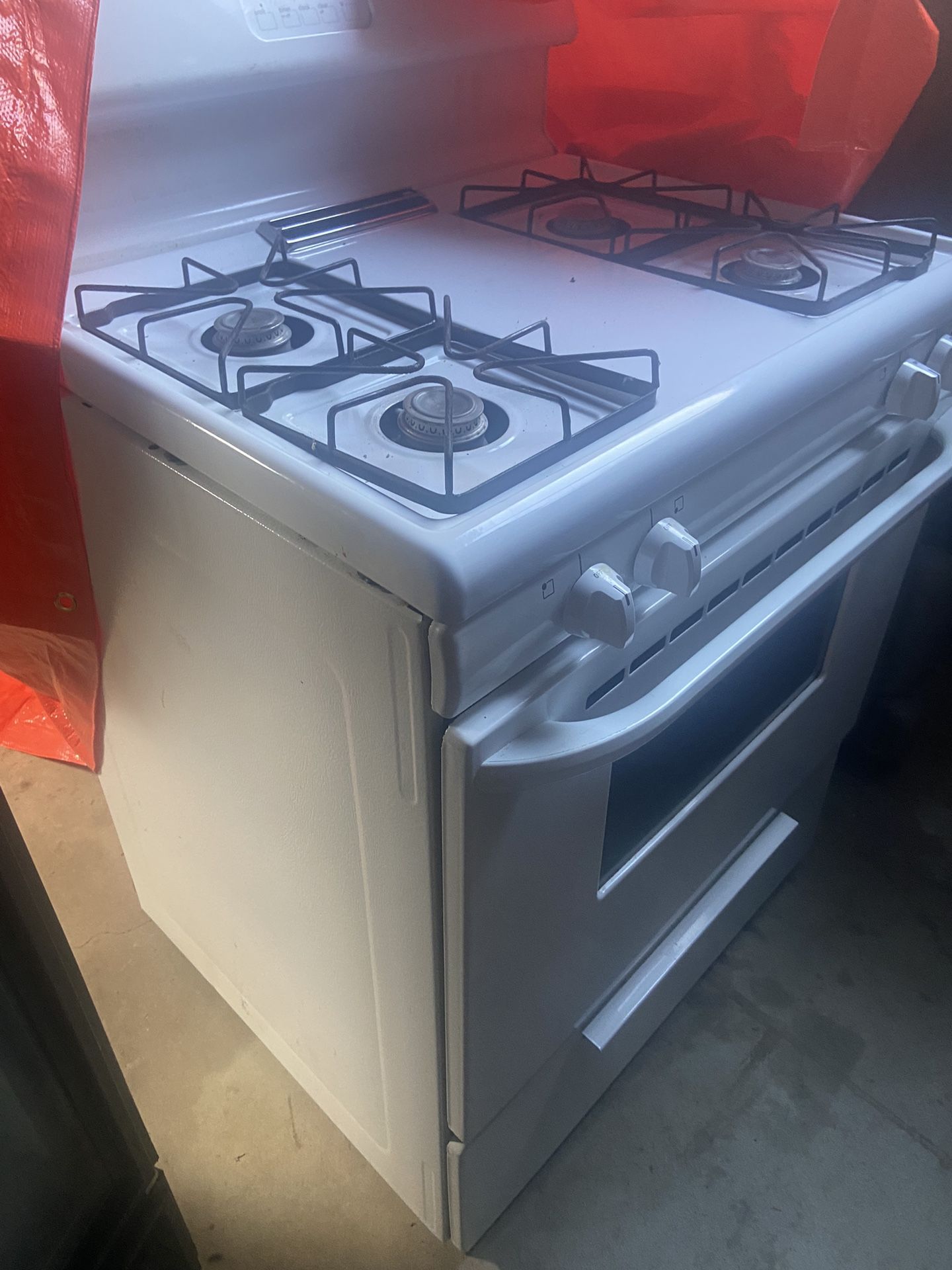 Frigidaire Stove 