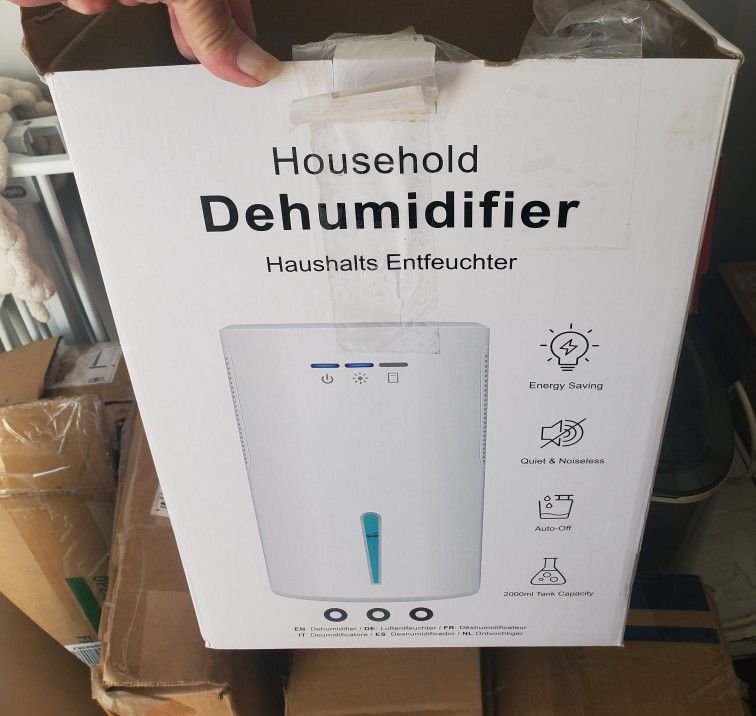 Like New Dehumidifier, Portable for Home, Room, RV.  Up to 800 sq ft.