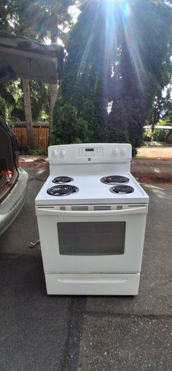 Kenmore White Range (Stove/Oven) - Can Deliver