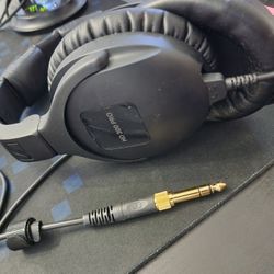 Sennheiser HD 300 PRO closed Back Studio Headphones