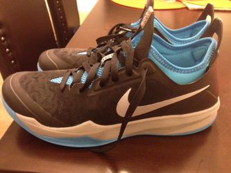 NIKE ZOOM . Size 11. BRAND NEW