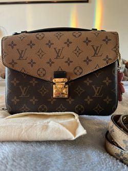 Louis Vuitton Metis Hobo for Sale in North Miami Beach, FL - OfferUp