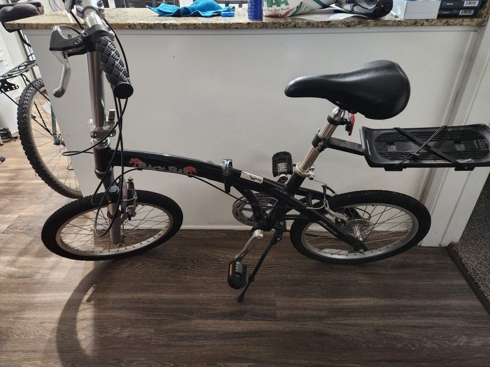 Foldable Bike (AMC Back Bay)