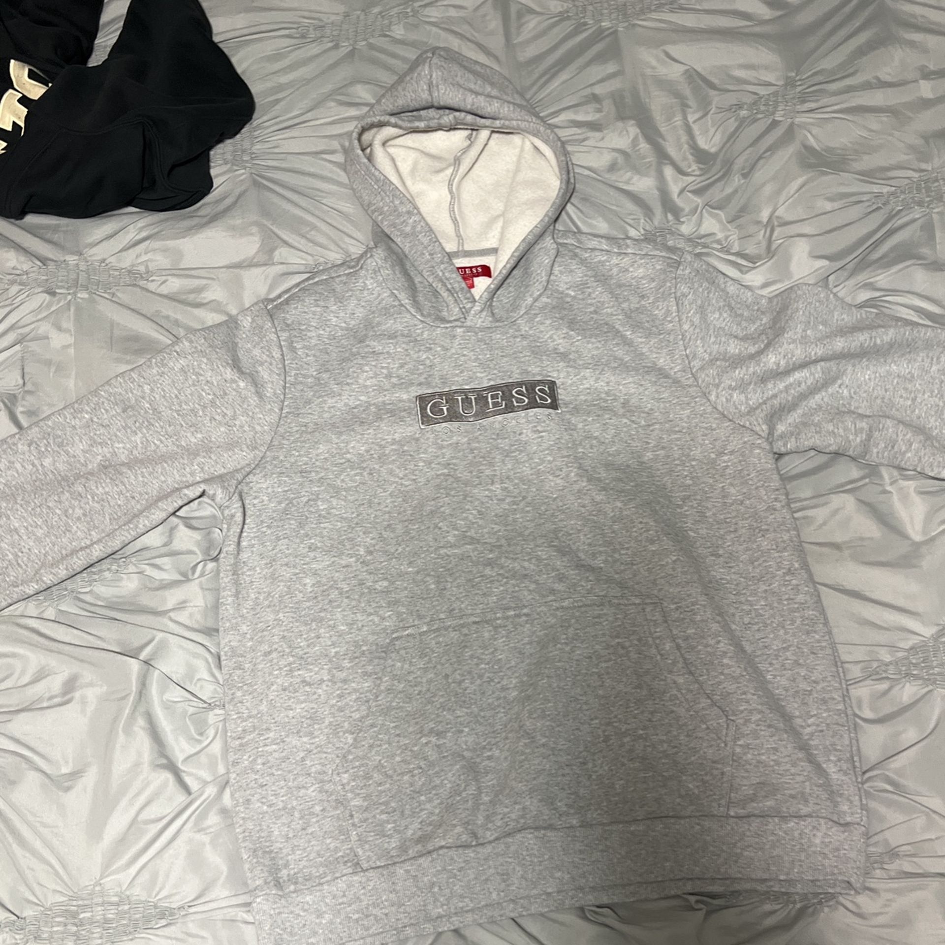 Guess Sweater Size XL