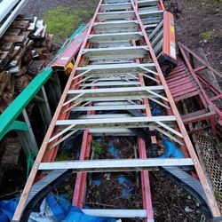 10 foot A-frame fiberglass ladder 300 lb capacity 