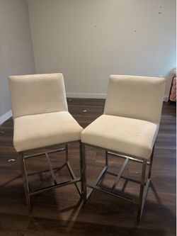 City furniture white upholstered barstools