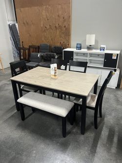 6-piece Dining Set With Chairs And Bench! 