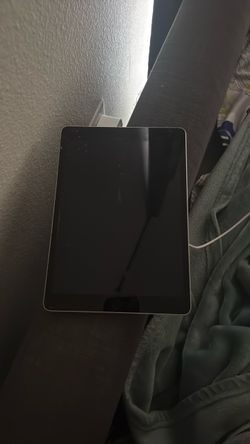 iPad model A2602