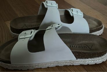 Autenti Sandals