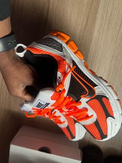Nikes size 6