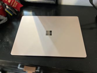 Windows surface laptop 3