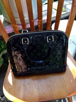 Louis Vuitton authentic hand bag