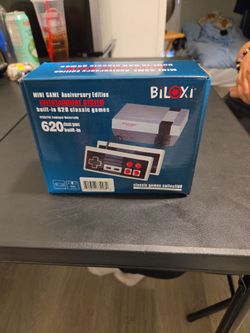 Entertainment system built in 620 classic games