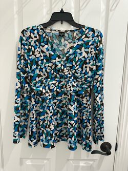 OLIAN Maternity Wrap Blouse/Top, Size Medium