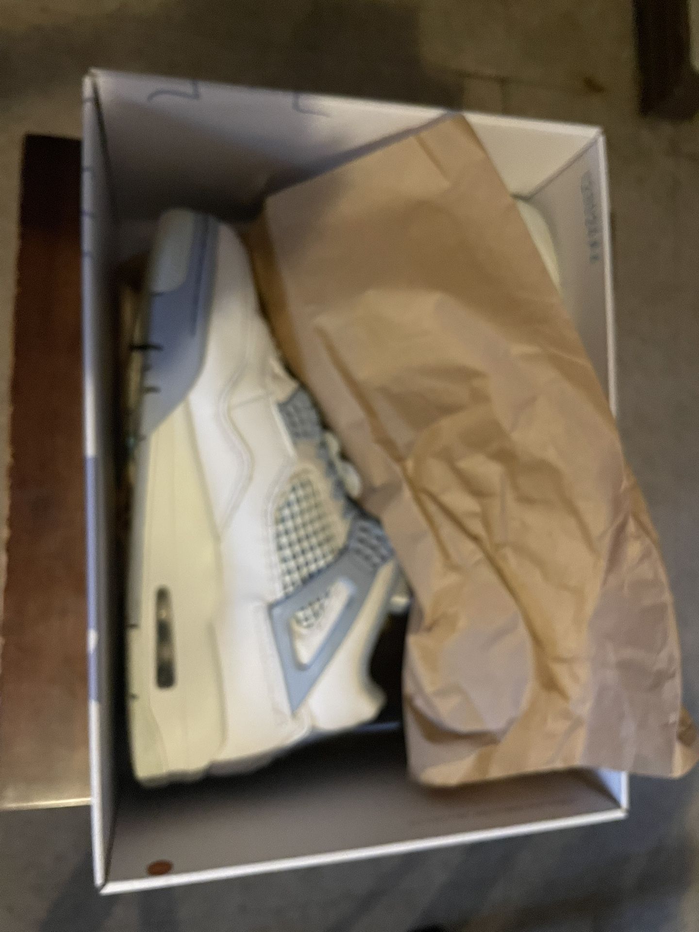 Jordan 4 Forget Me Not .