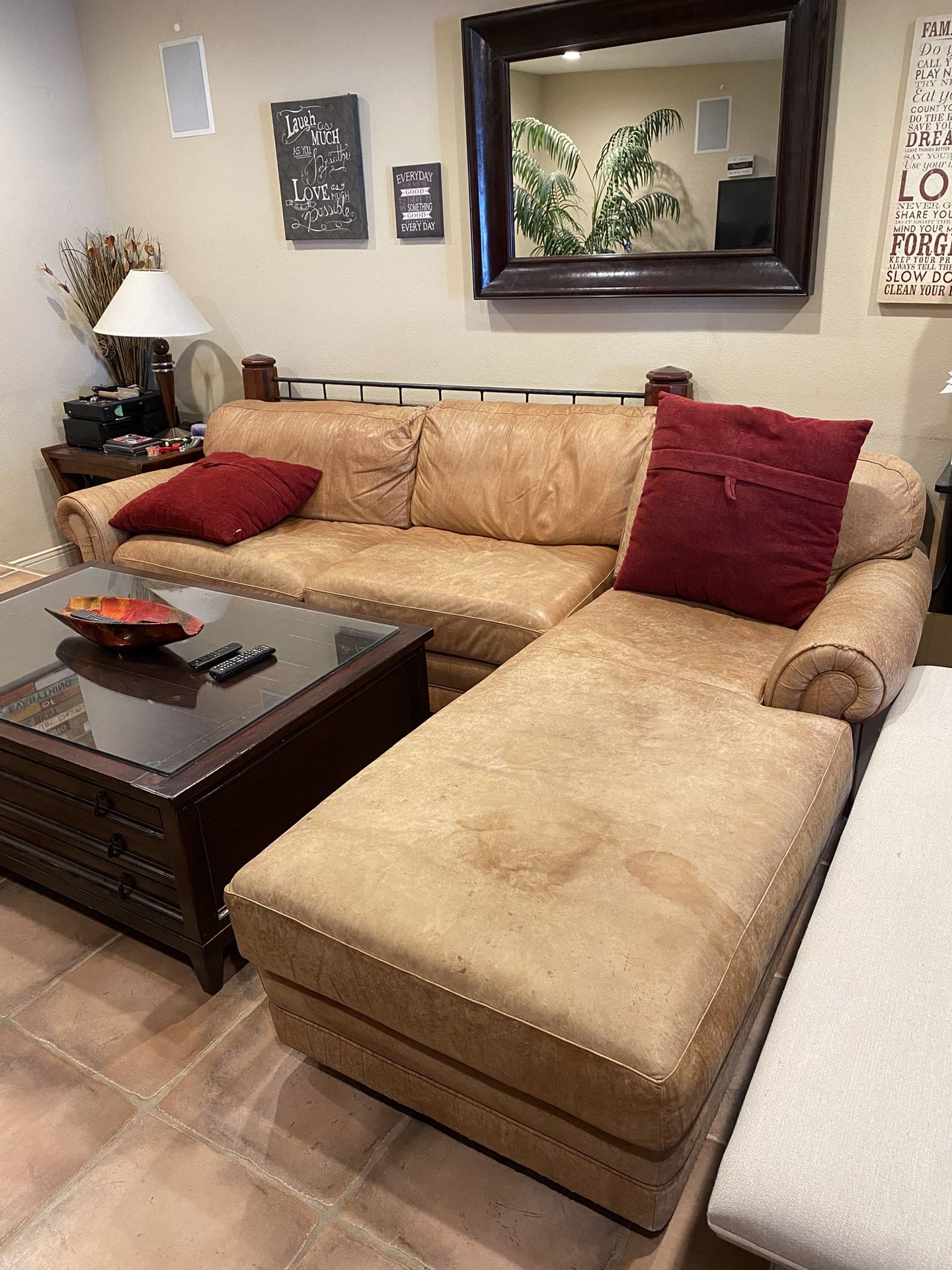 L Shaped Couch With Chaise Lounge
