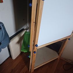 Kids 3 Sided Flying Olly