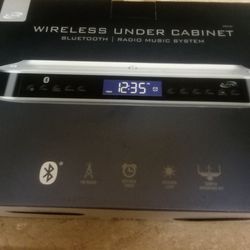 Wireless Under Cabinet Bluetooth Radio 