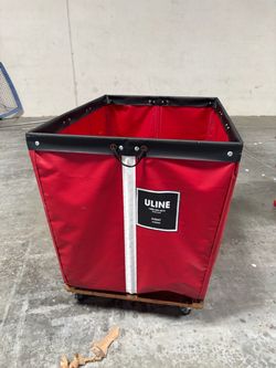 ULINE H-2647 18-bushel vinyl basket truck